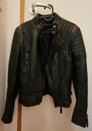 Zara Basic Lederjacke aus echtem Lammleder – Gr. M