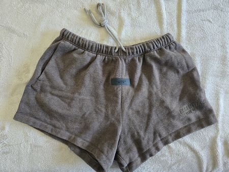 Fear of God Essentials Shorts M Brown