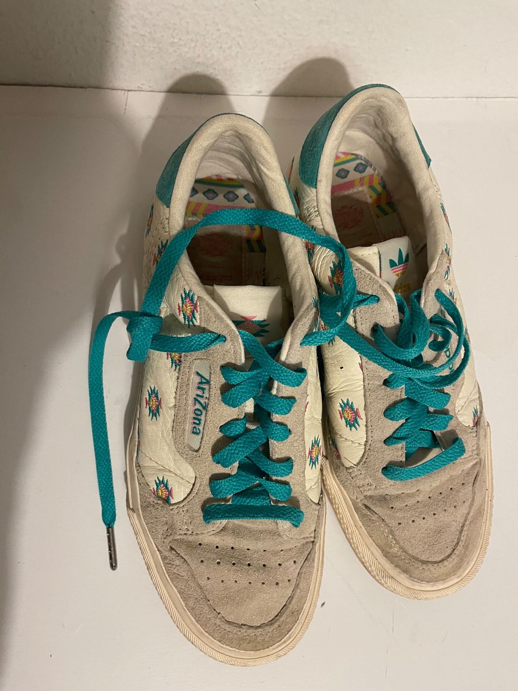 Damenschuhe: Adidas AriZona. Leder – Gebraucht aus Hinterkappelen von simona67 1
