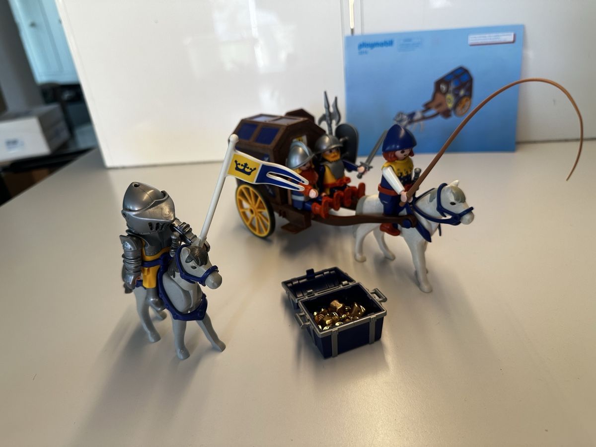 Playmobil Giocattoli: Playmobil Ritter Set mit Kutsche gebraucht – Usato da Solothurn venduto da tab_8zc7 1
