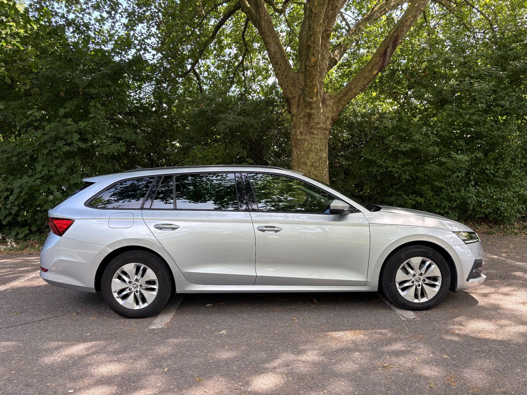 Skoda Automobili: Skoda Octavia 2.0 TDI 4x4 – Usato da Luzern venduto da daci123 5