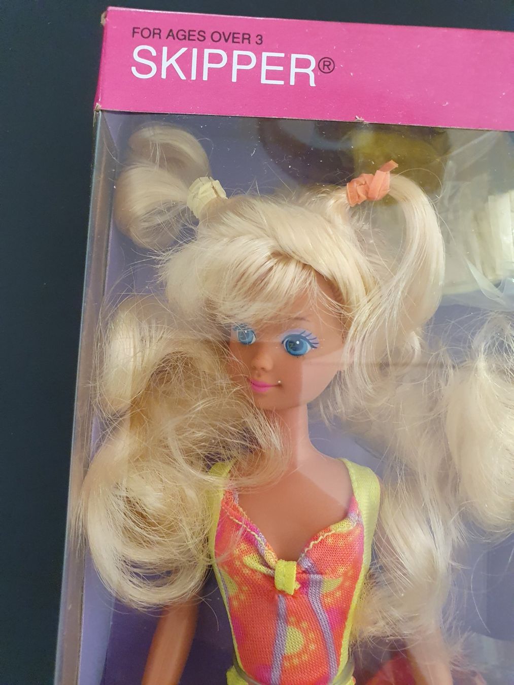 Bambole: Vintage Barbie Hawaiian Skipper, 1990 – Usato da Zürich venduto da summersand 1