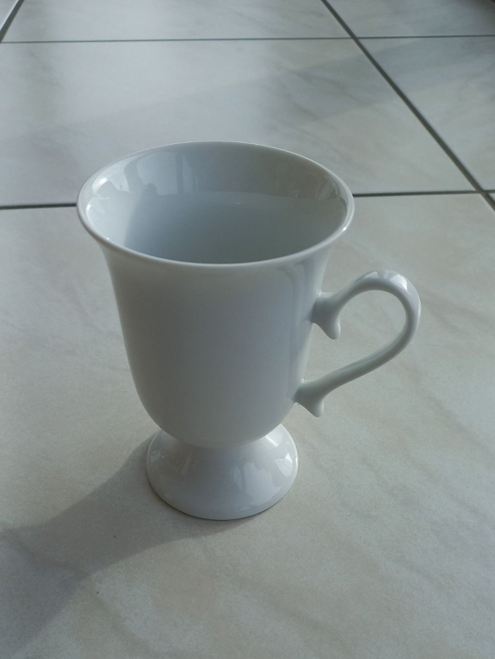 Tassen: Gilitzer Porzellan Tasse – Neu und originalverpackt aus Winistorf von acreativ