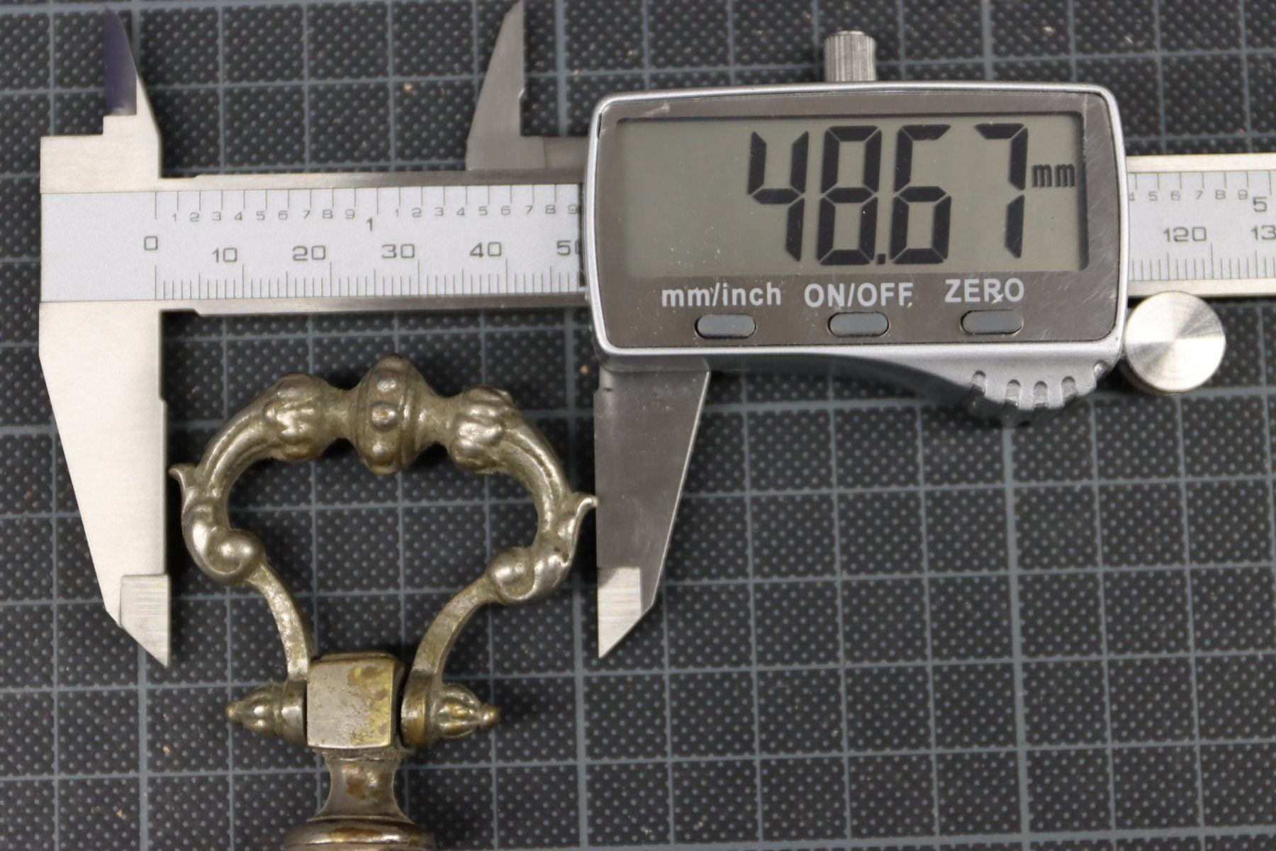 Ferramenta: antiker Fallgriff / Zugring – Usato da Emmetten venduto da Super008 5