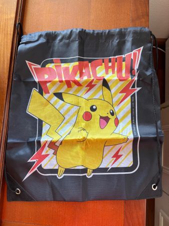 PIKACHU POKEMON Tasche Sack Rucksack NEU 34x40cm