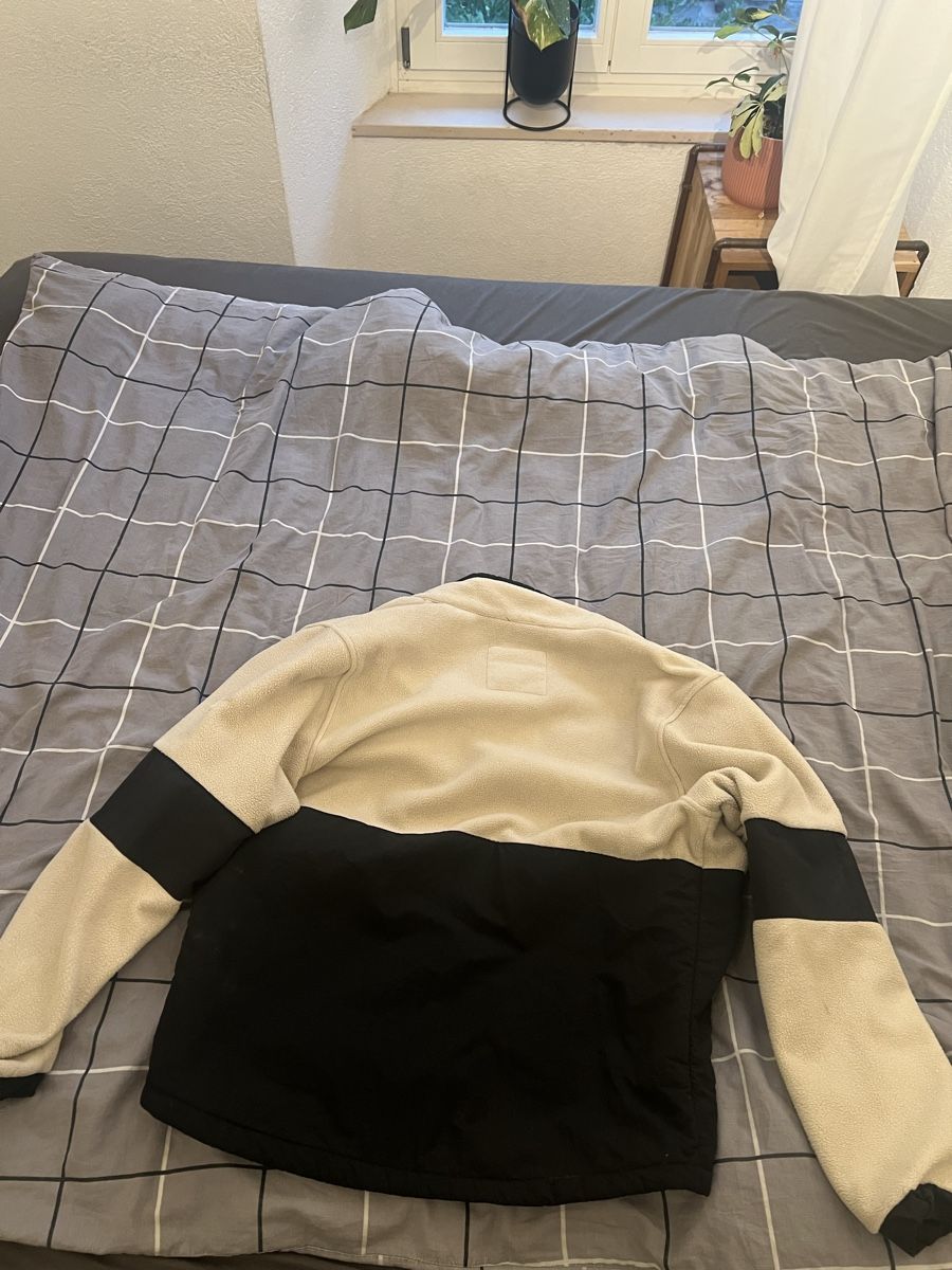 Tommy Hilfiger Jacken: Tommy hilfiger teddy jacke – Gebraucht aus Erstfeld von sve_8nsr 6