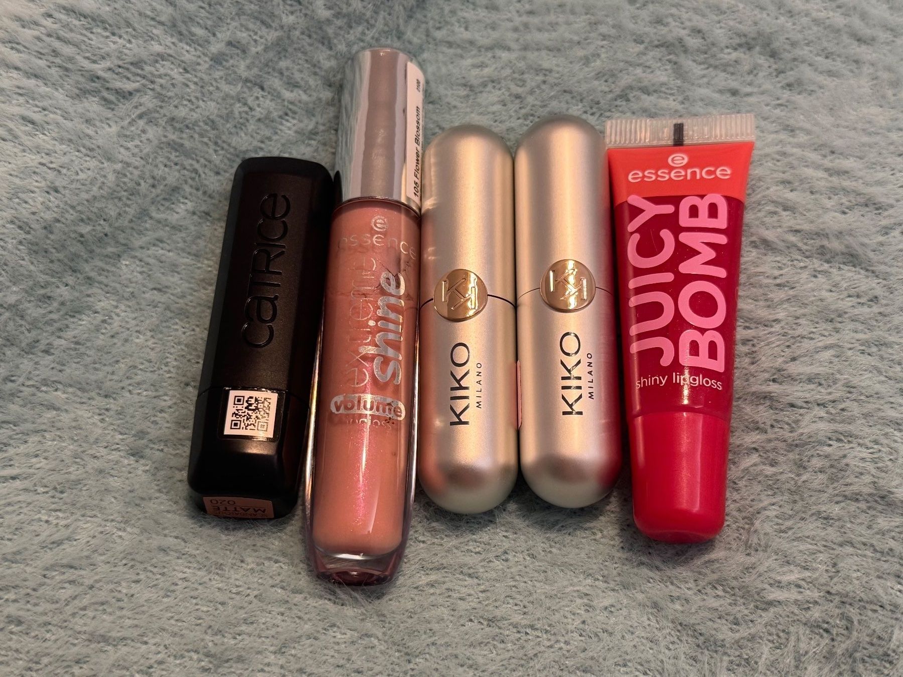 Make-up: Set Lippenstift, Lipgloss Kiko, Catrice, Essence – Gebraucht aus Zürich von ksbuys