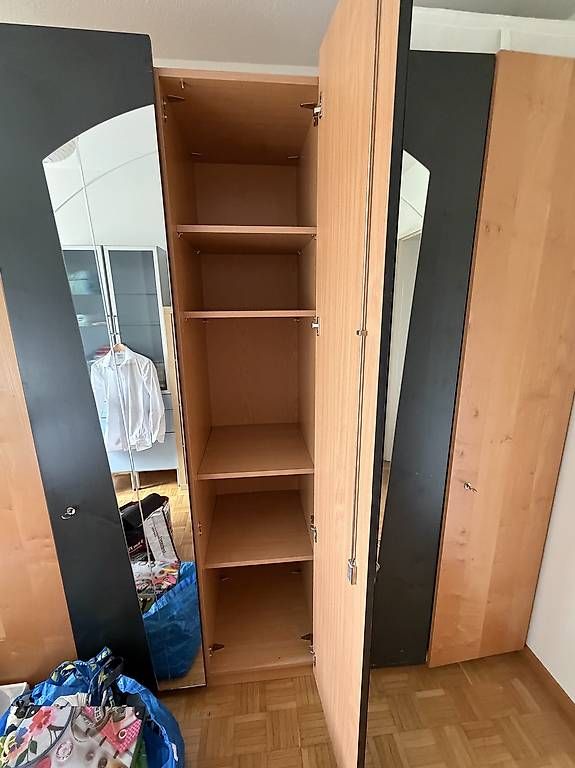 Schränke: Top Kleiderschrank - geräumig – Gebraucht aus Pfaffhausen von Curly19 2