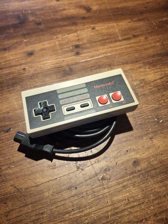Nintendo NES Controller Original (Gebraucht) in Heimenschwand für CHF 5 ...