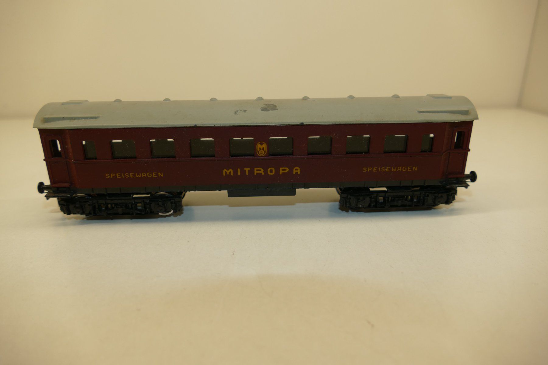 Modelleisenbahnen: Schicht H0: Mitropa Speisewagen – Gebraucht aus Niederhasli von rail-duerst 2