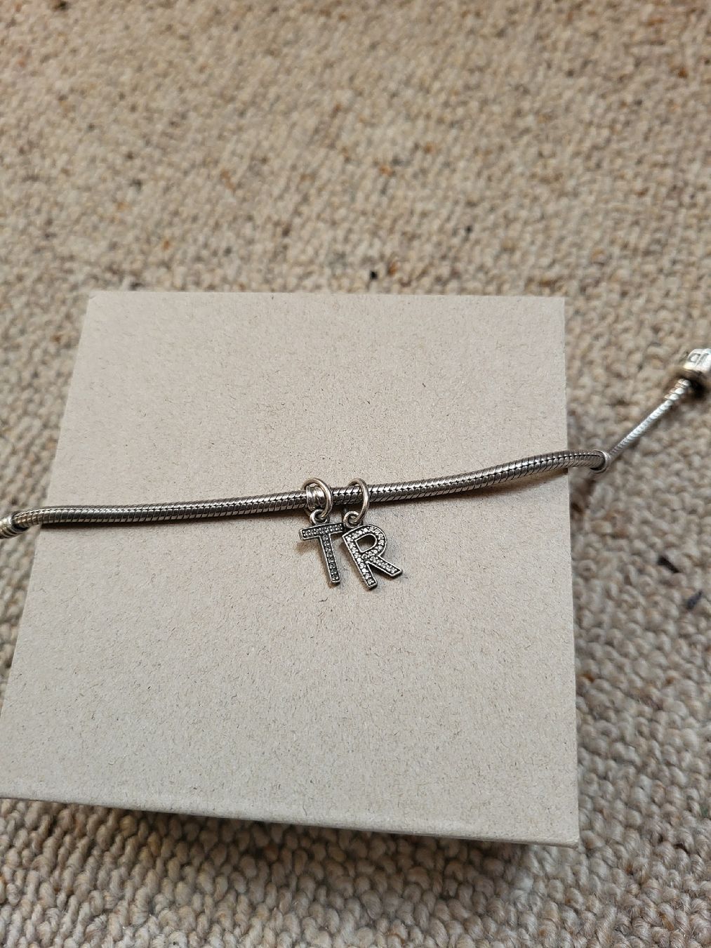 Pandora Ciondoli: Originaler Pandora-Charm – Nuovo (secondo la descrizione) da Zweisimmen venduto da Adorable 2