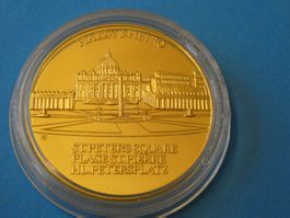 vergoldete Medaille 40 mm PP, St. Petersplatz Rom
