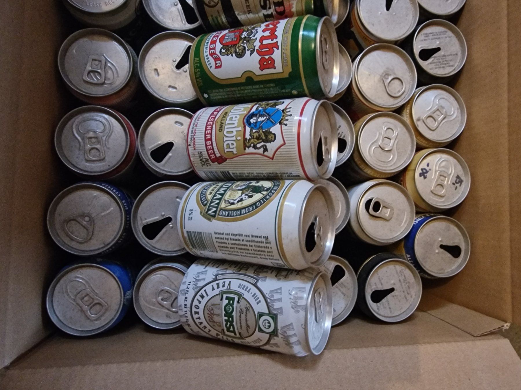 : 156 canettes de bière 330-375ml – Gebraucht aus Delémont von youhoucans 1