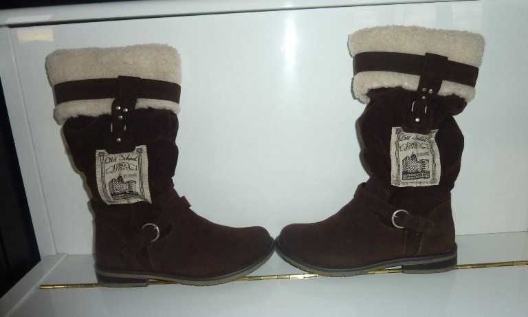 Schuhe für Mädchen: Schöne warme Stiefel Gr. 32 – Neu und originalverpackt aus Melchnau von BarbaraD01