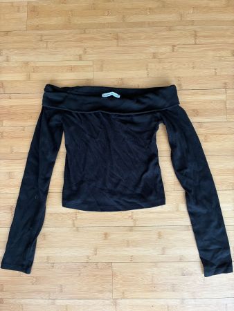 Bershka Schwarzes Oberteil, schulterfrei, crop top