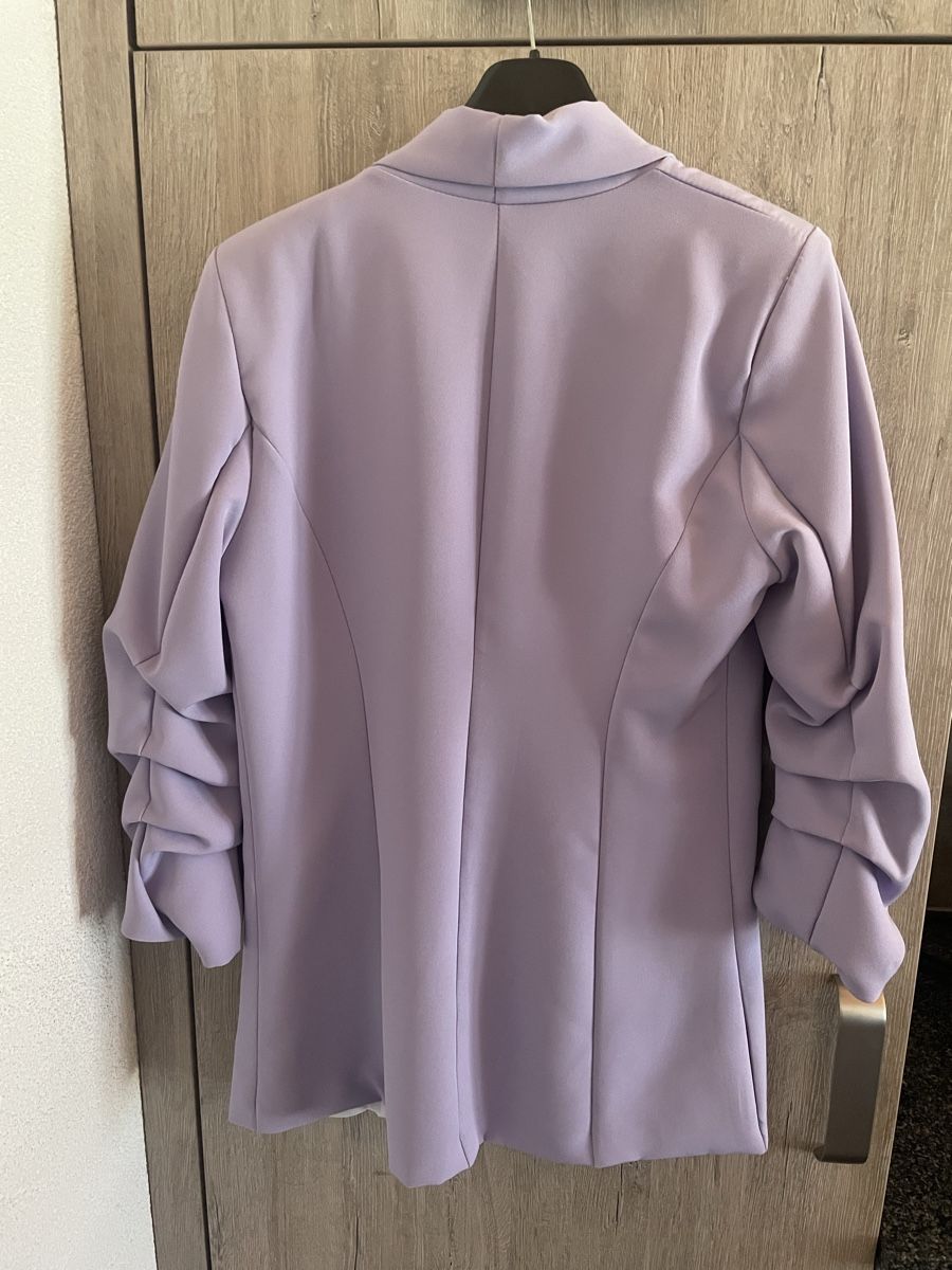 Giacche: Blazer donna viola taglia M nuovo – Usato da Fully venduto da thg_dcv9 2
