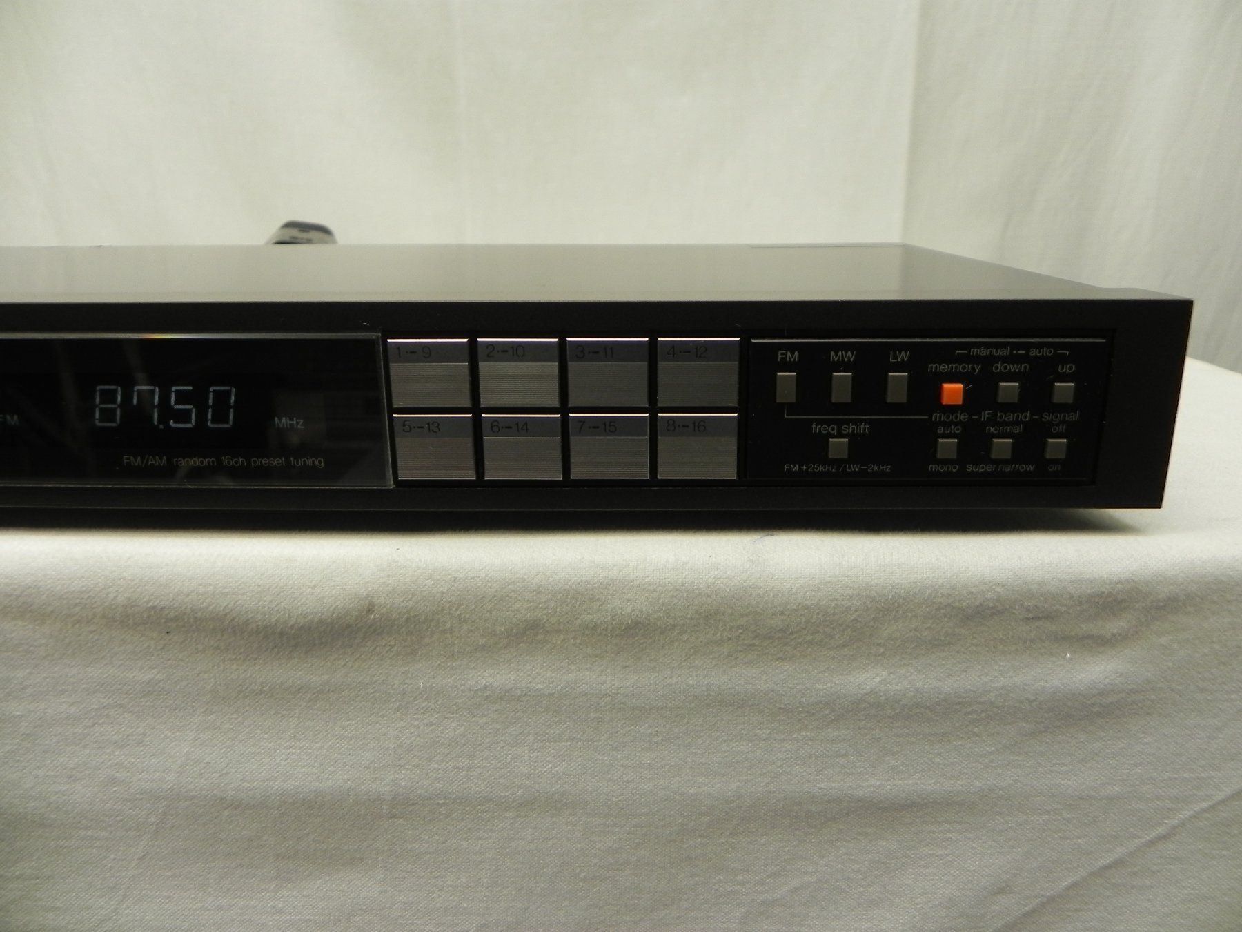 Technics Radio: Technics ST-S 505L Tuner – Usato da Basel venduto da Life-Style-Art 4