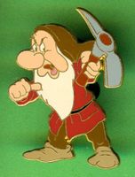 DISNEY  Zwerg  Brummbär
