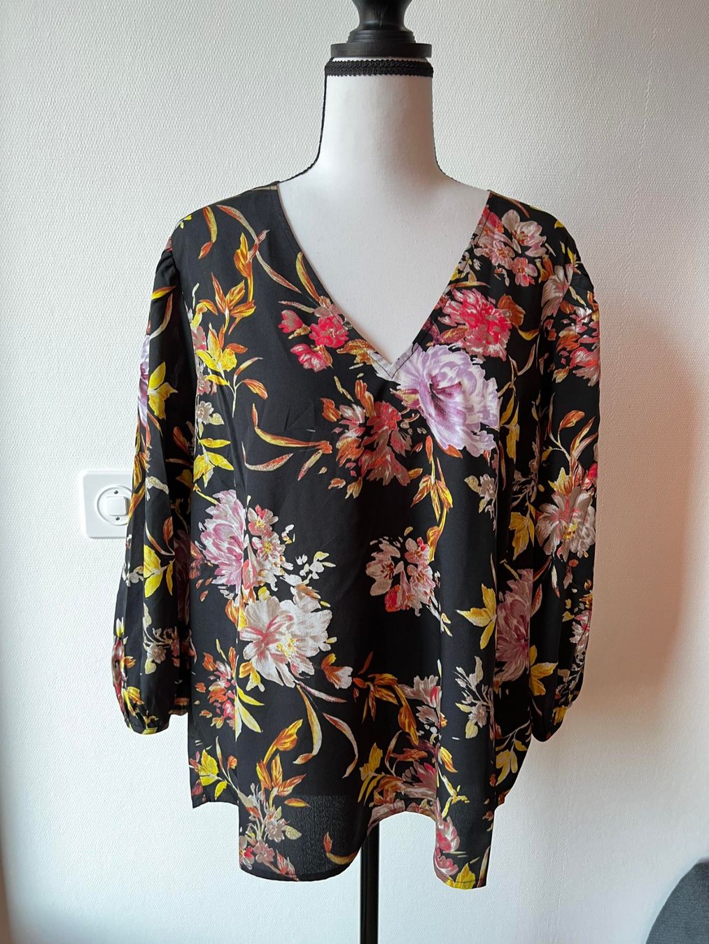 Vero Moda Camicette: Neue BluseVera Moda XL – Nuovo e nell'imballaggio originale da Riehen venduto da edu_92w7