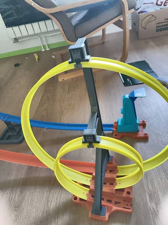 Piste: Circuit Hotwheels – Usato da Champagne venduto da jan_vcd5 4