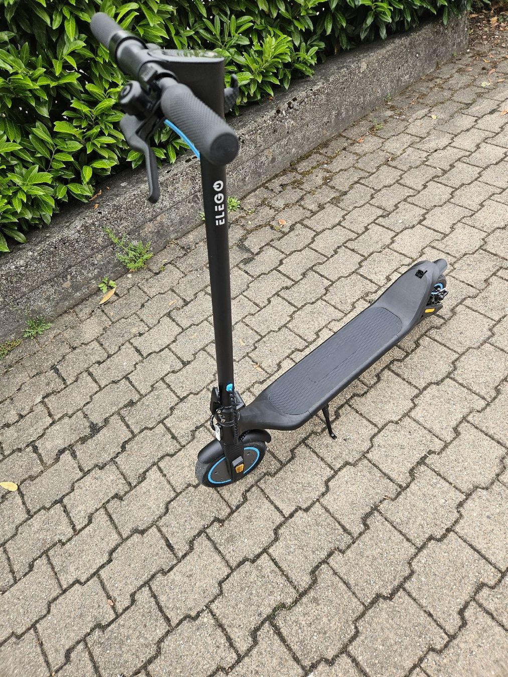 Kickboard: E-Scooter RUSH von Elego – Nuovo (secondo la descrizione) da Bassersdorf venduto da asu_tx8n 1