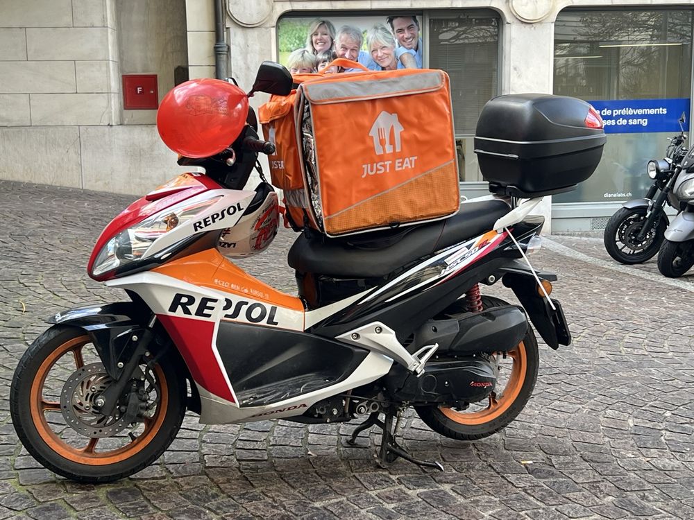 Scooter Honda NSC 50 Vision Repsol 2015 (Gebraucht) in Liebefeld für ...