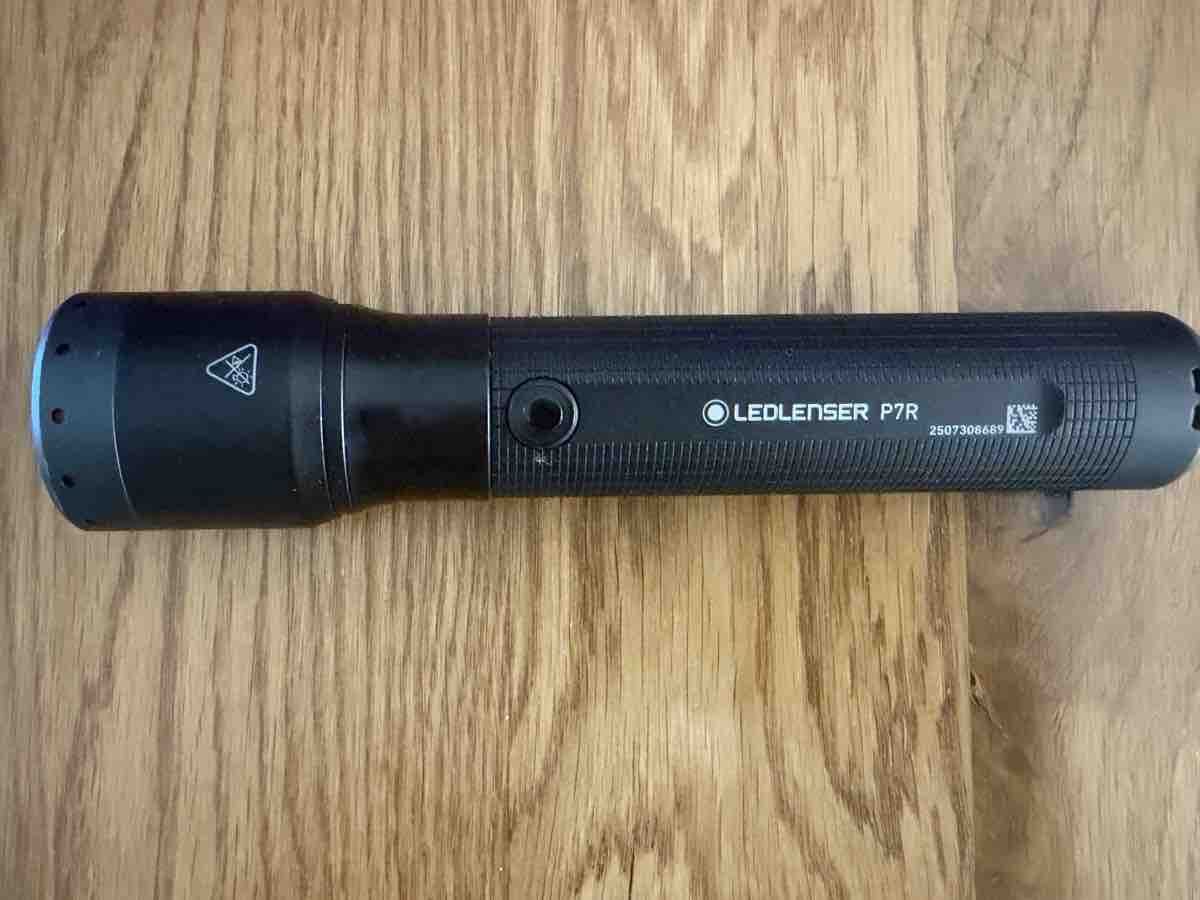 Ledlenser P7R Taschenlampe LED schwarz (Gebraucht) in Otelfingen für ...
