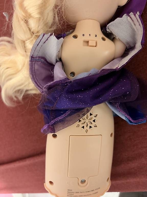 Disney Puppen: Frozen Elsa Puppe – Gebraucht aus Diegten von Pef_Petra 4
