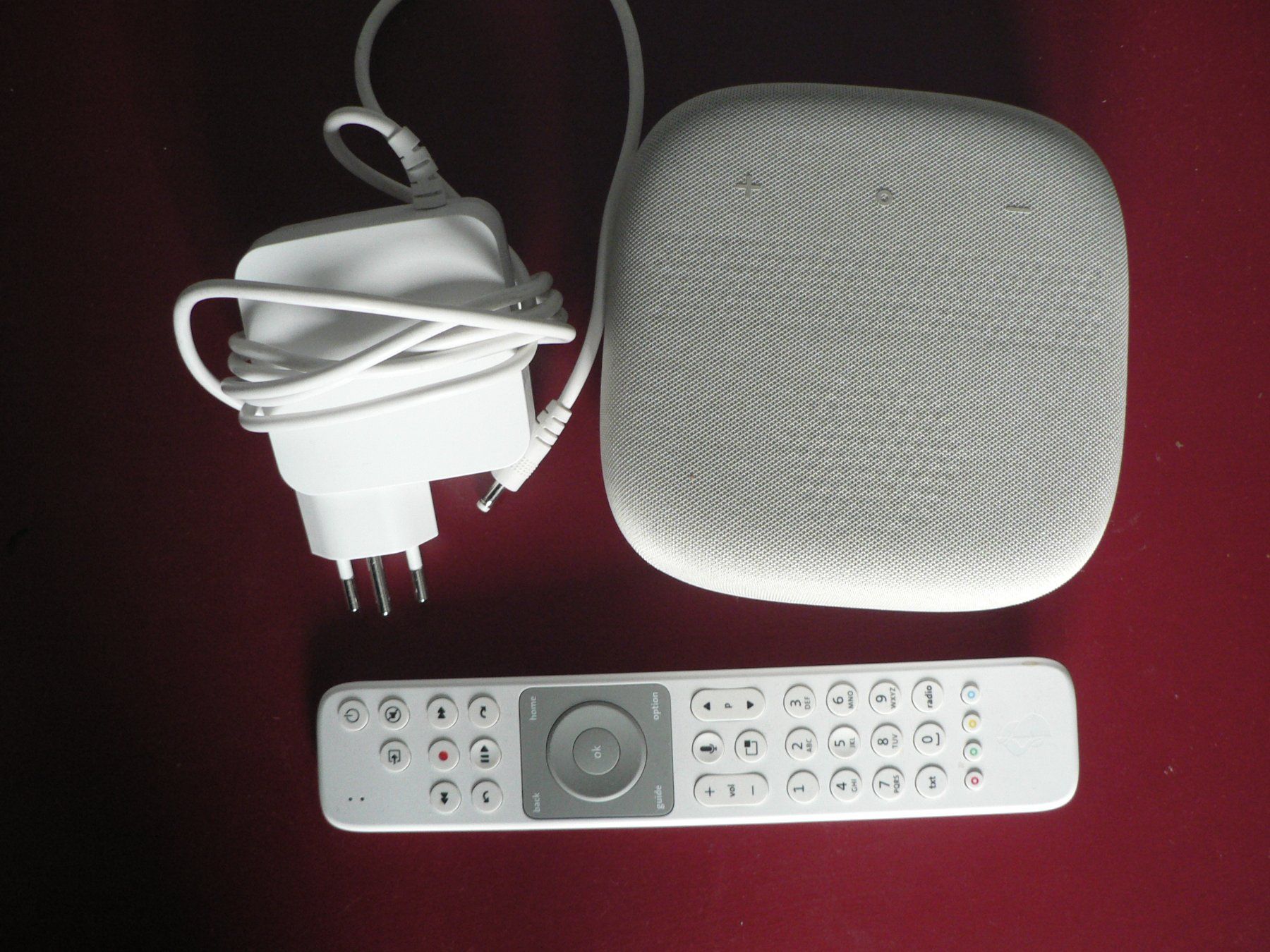 Swisscom Telecomandi: TV Box inkl. Fernbedienung – Usato da Uerikon venduto da Kdp529