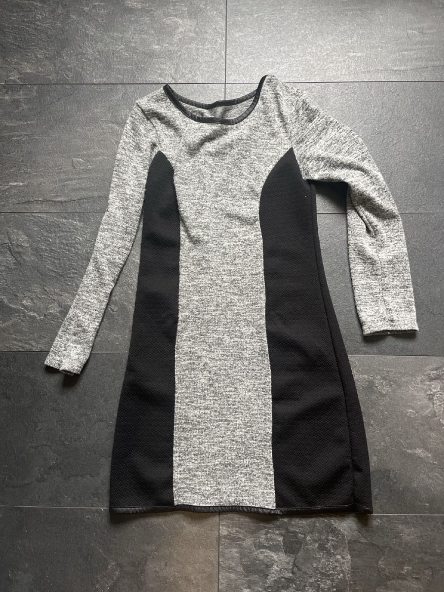 Vestiti: Damen Kleid langarm grau schwarz – Usato da Dinhard venduto da Tatjjj