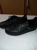 Baskets Adidas Gazelle cuir noir taille 40.5 état neuf