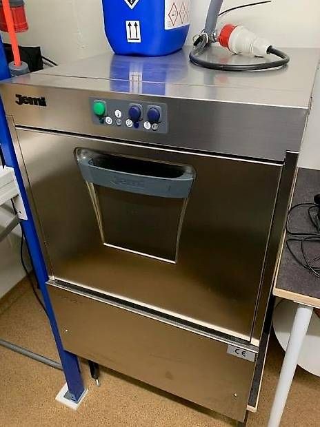 Waschmaschinen: Machine à laver les bouteilles GS21 – Gebraucht aus Les Diablerets von RenaudRichardet 1