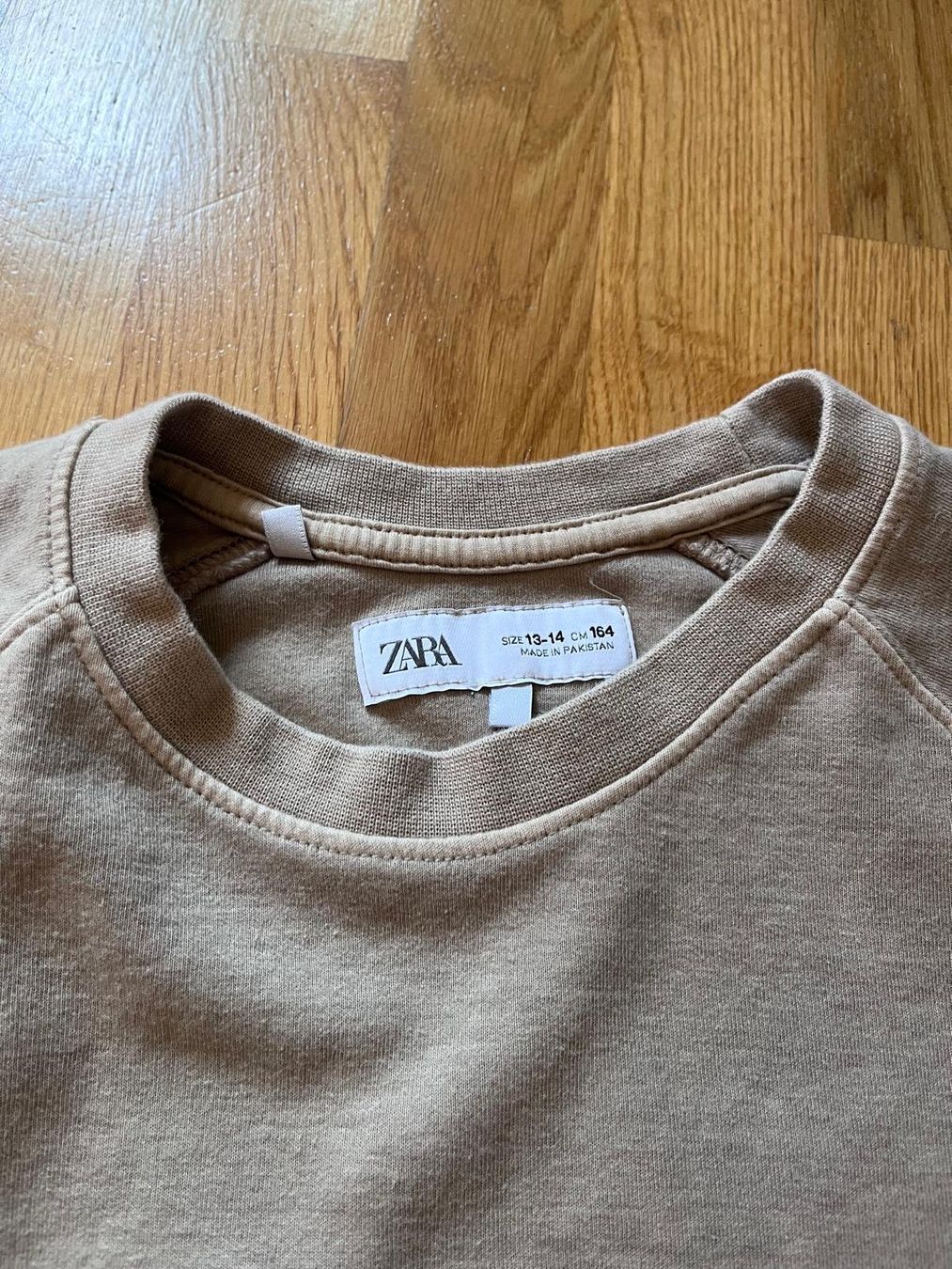 Lots de vêtements: ZARA Set Pullover Jogginghose beige Grösse 164 neu – Neuf (Voir description) à Ittigen par dei_9r7k 1
