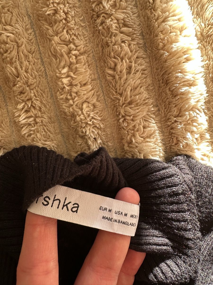 Vestiti: Bershka Black Dress, Size M – Nuovo (secondo la descrizione) da Zermatt venduto da now_2scg 1