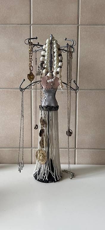 Toutes les décorations: Schmuckständer – D'occasion à Zuchwil par Marti_7 1