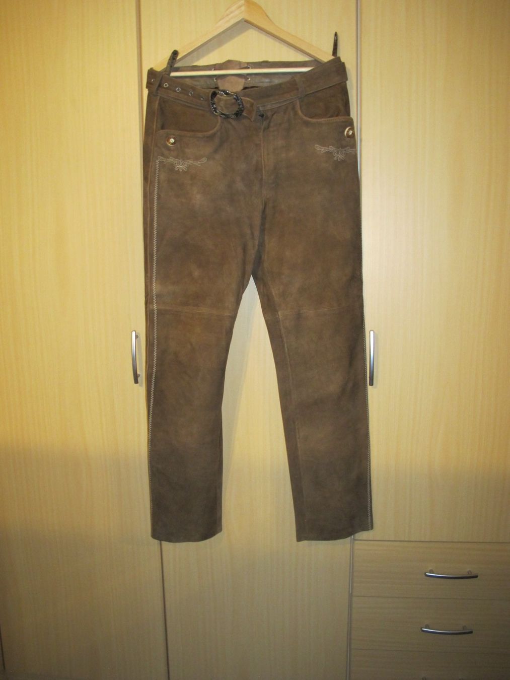 Giacche: Trachtenkleider/Schuhe – Usato da Frick venduto da heinzbuess 7
