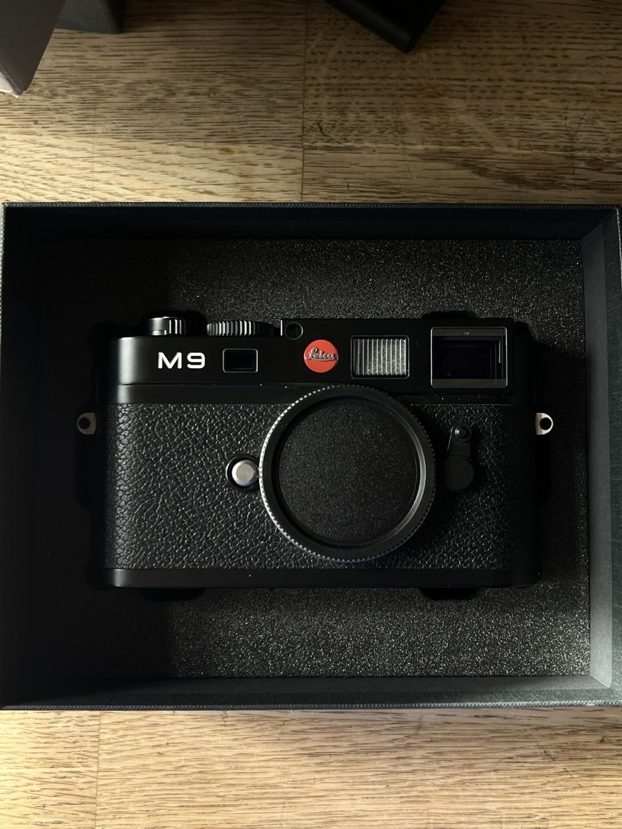 Leica Appareil photo: Leica M9 mit ID15 Sensor (neue Version) – D'occasion à Zürich par analogeschatzkiste