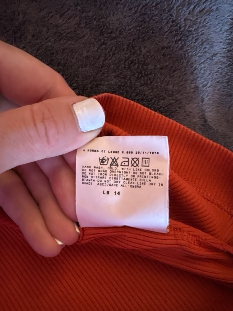 Versace T-shirt: Versace Jeans Couture T-Shirt – Usato da Bern venduto da LoveVintageY2K 5