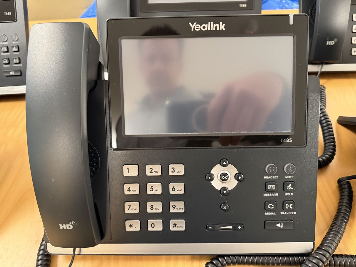 Yealink Telefoni: IP Telefone (ganze Anlage) – Usato da Thalheim an der Thur venduto da Ready 2
