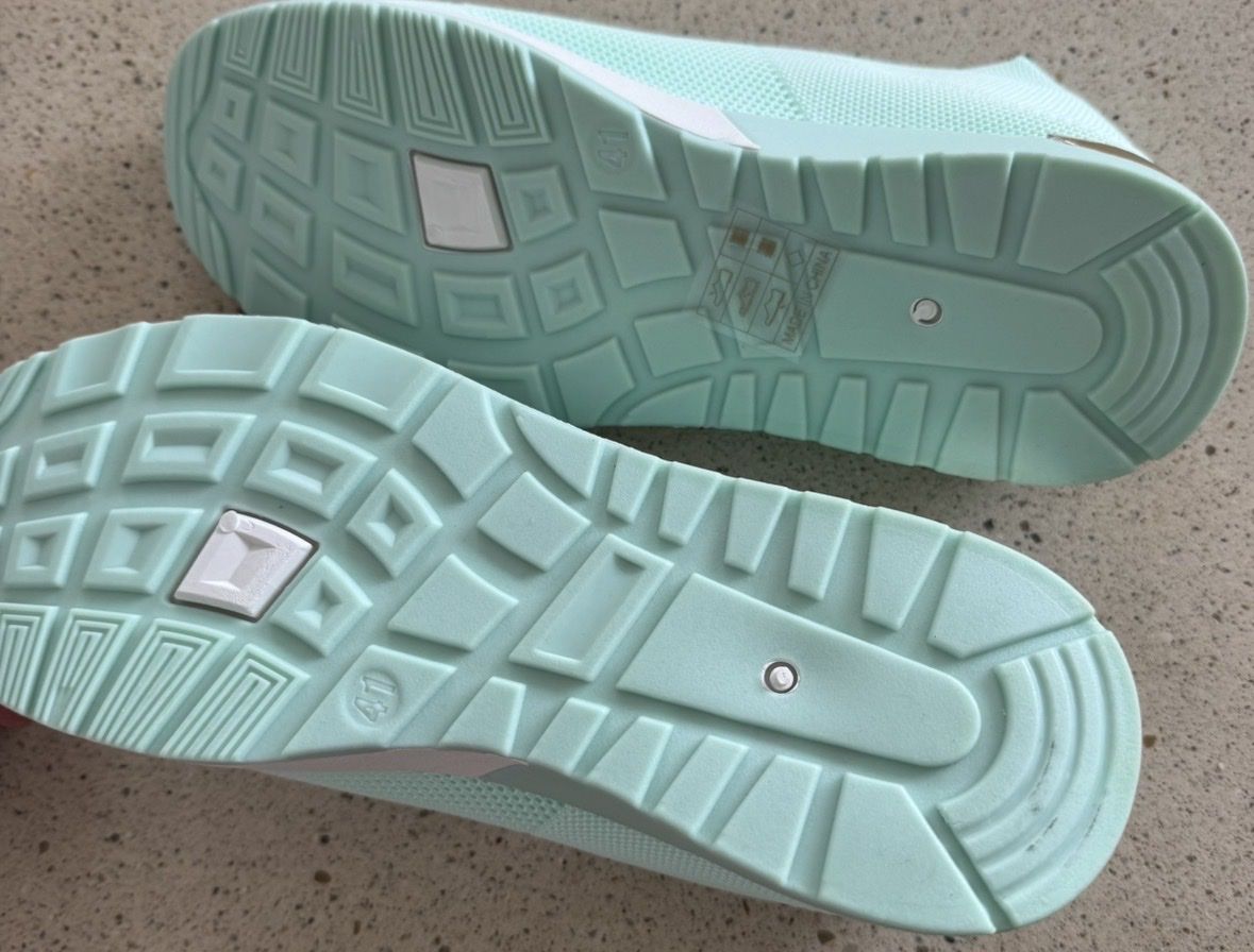 Scarpe da donna: NEW Sneakers ab 1. CHF – Nuovo e nell'imballaggio originale da Zürich venduto da di_archive 1