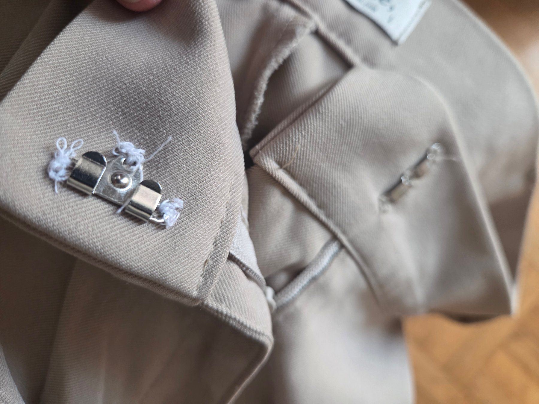 Pantaloni: 4 paar Hosen Gr. 36 – Usato da Basel venduto da grandfamily 8