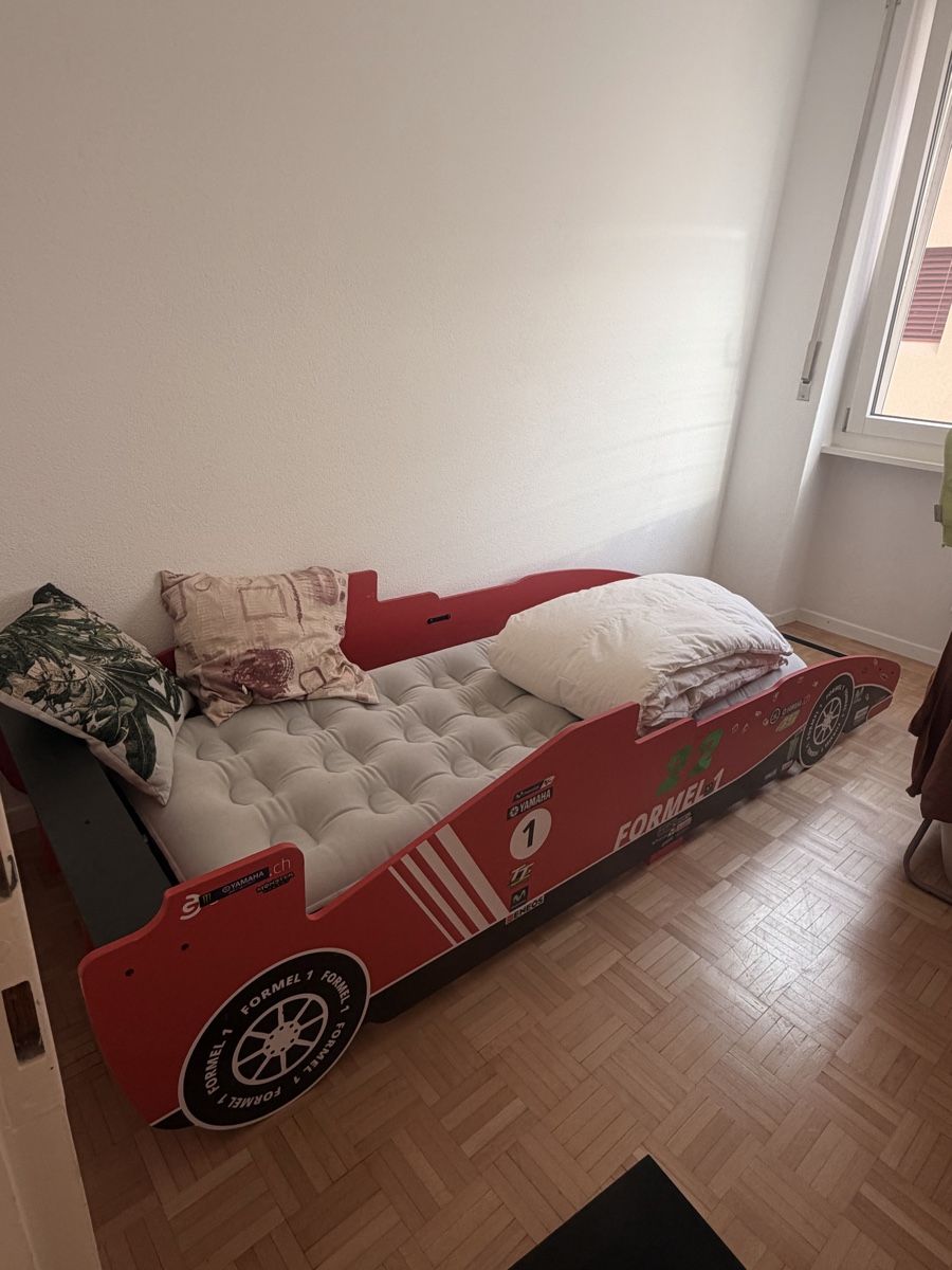 Lits: Bett 90 rennauto – D'occasion à Brig par S.caduff 1