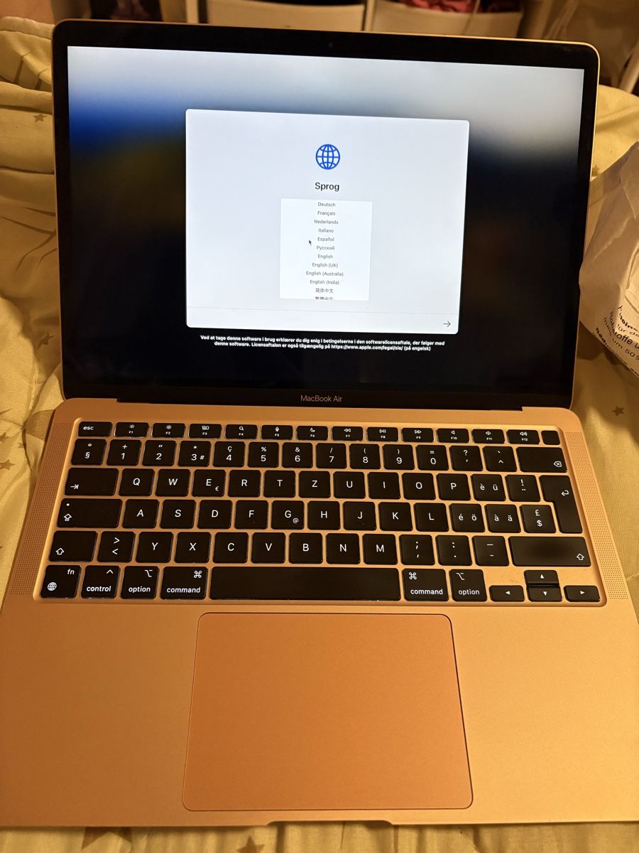 Apple Notebooks: Mac Book air 13 in pink – Gebraucht aus winterthur von mel_b7rn 2