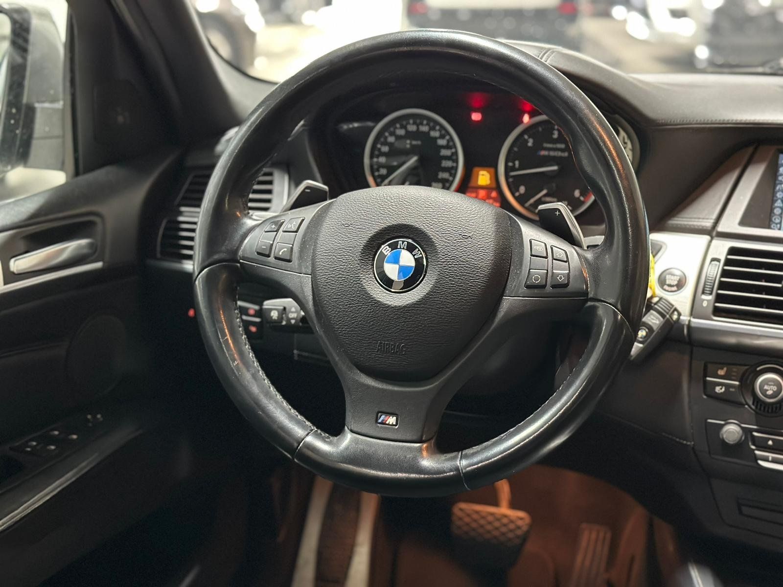 BMW Autos: BMW X5 xDrive M50d Steptronic – D'occasion à Aclens par sobacopeludo 4