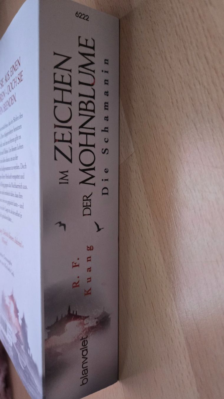 Libri: R.F. Kuang - Im Zeichen der Mohnblume – Usato da Dürnten venduto da Nathi_11 4