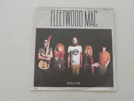 Single 7" Rock Band Fleetwood Mac 1982 Hold me / Eves of ..