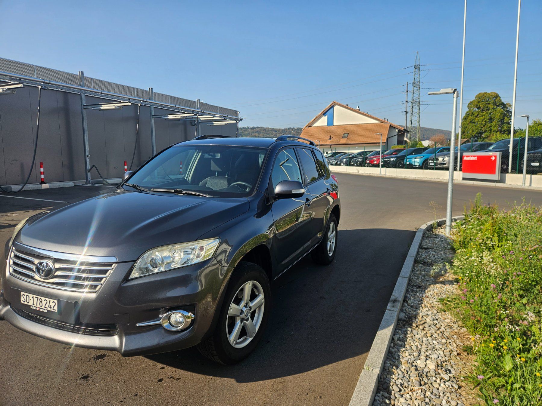 Toyota Autos: Toyota RAV4 2.0 benzin 4x4 SUV – Gebraucht aus Däniken SO von Schild1990