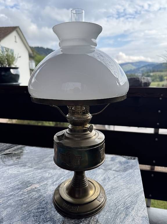Lampen: Antike Messinglampe – Gebraucht aus Lichtensteig von Flammi 1