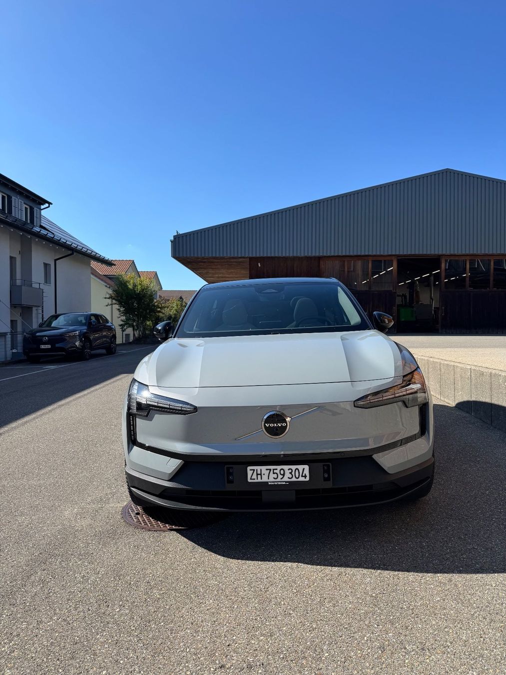 Volvo Automobili: Volvo EX30 E60 Twin Ultra Performance AWD – Usato da Gümligen venduto da Dr_Loci 1