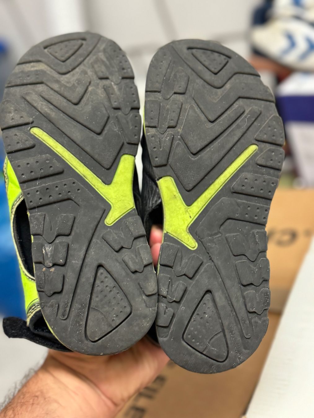 Scarpe per ragazzi: Sandale für Kinder, Grösse 32 – Usato da Sursee venduto da k12g223 3